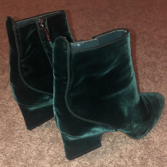 Jimmy Choo green velvet ankle boots size 35.5 - Picture 10 of 16
